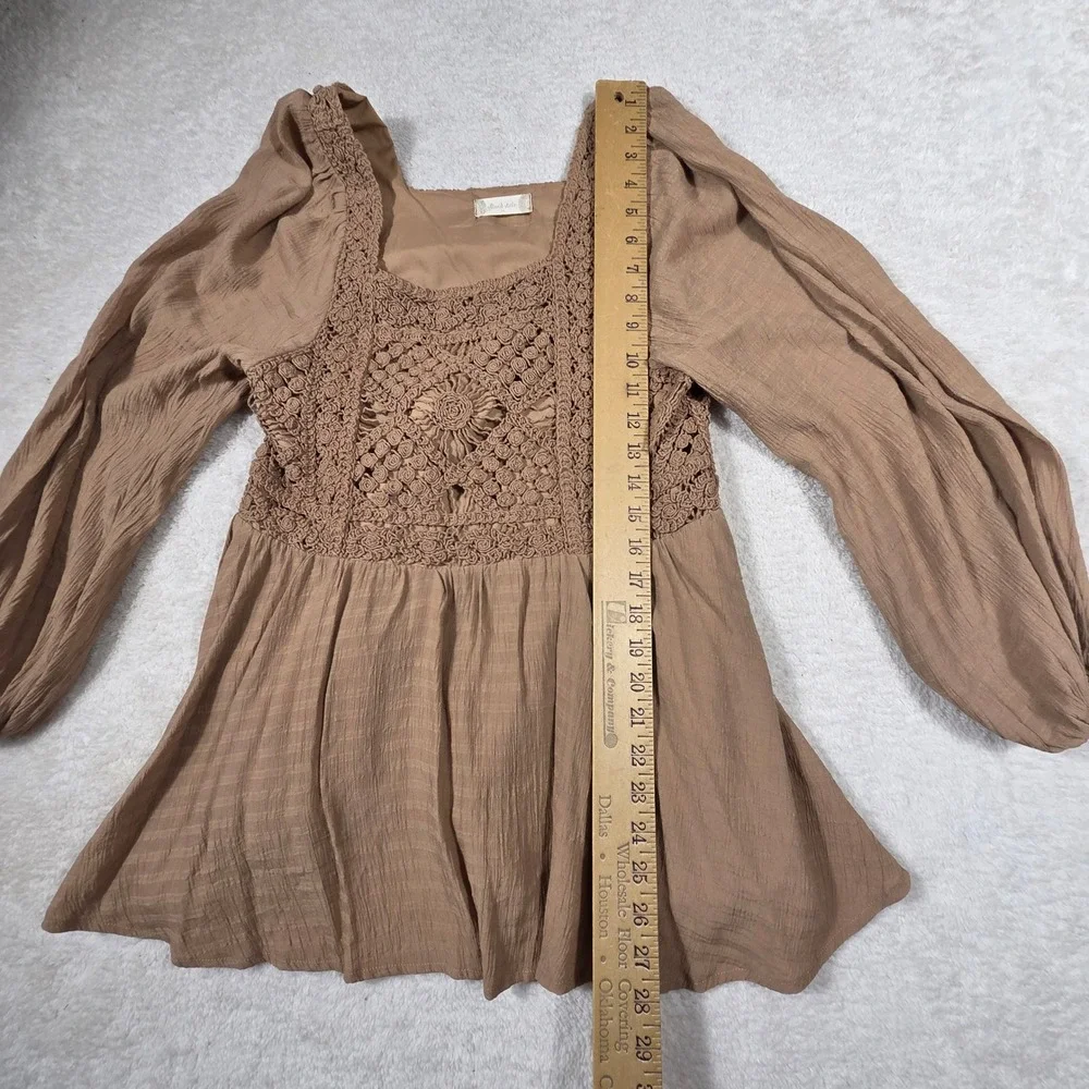 Altar'd State Babydoll Top Womens Medium‎ Tan Excellent Crochet Boho BMT1021C